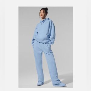 NWT ALO Yoga Set. Seashell Blue Accolade Hoodie and Straight Leg Sweatpant Set
